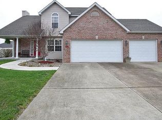 100 Stonebriar Dr, Troy, IL 62294