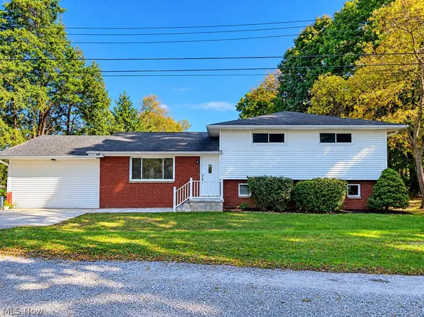 115 Lantern St, Parkersburg, WV 26101