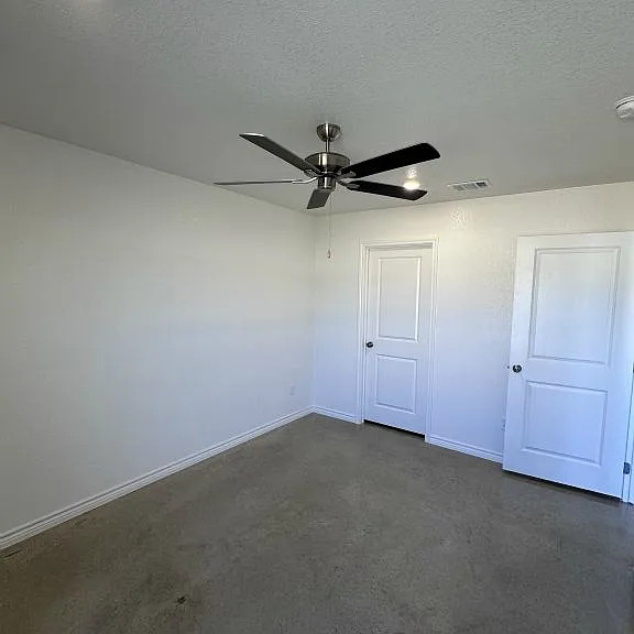 1214 Lehmann Dr #B — Photo 15
