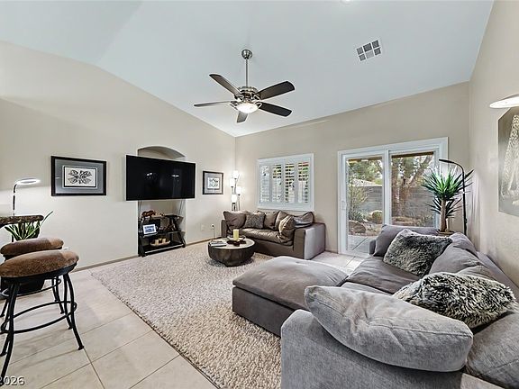 4th image of 1137 Pincay Dr
