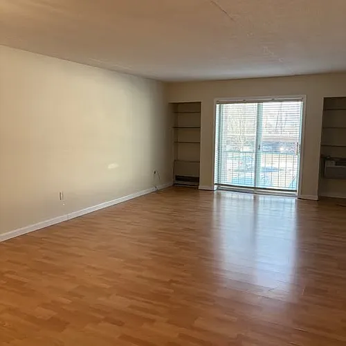 757 Main St #46 Photo 1
