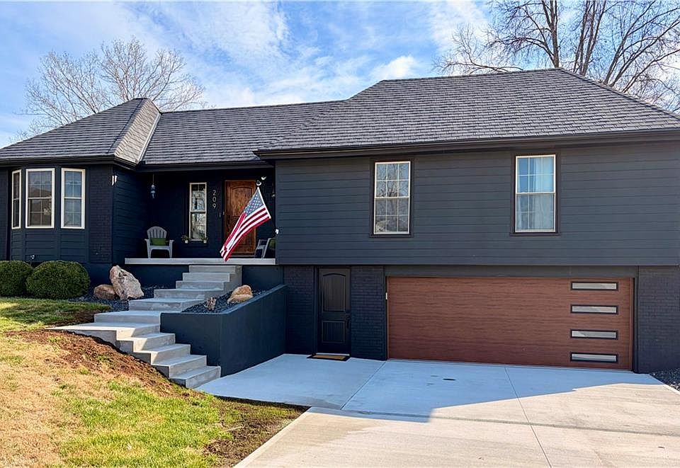 1st image of 209 Saponi Ln