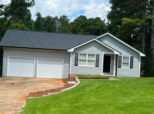 105 S Hillside Dr, Carrollton, GA 30116