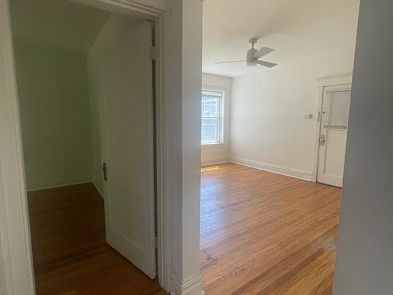 3437 Shenandoah Ave #3EAST — Photo 6
