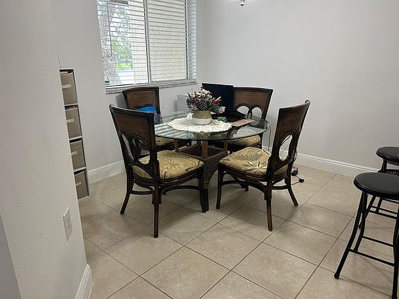 4th image of 7205 Glenmoor Dr #7205