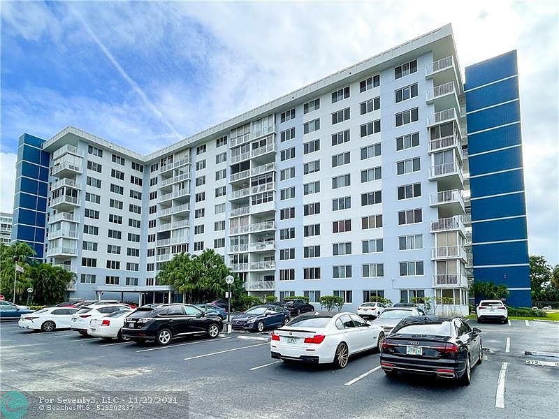 1st image of 4200 Hillcrest Dr APT 110