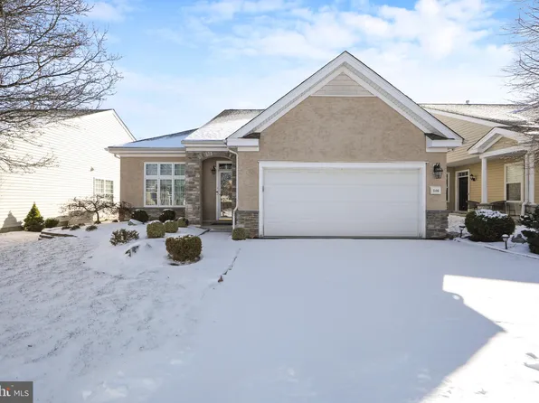 1106 Maxwell Mnr, Warminster, PA 18974