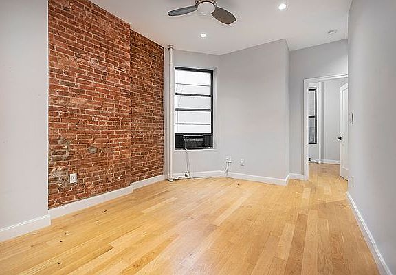 3rd image of 23 Catherine St #2A