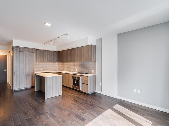 2nd image of 1000 3rd St Unit 808