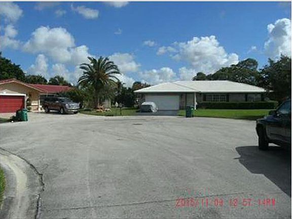 4th image of 8666 NW 25th Ct