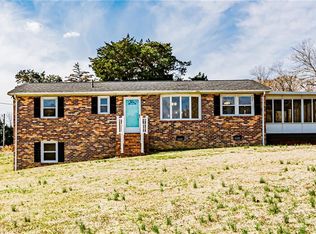 3925 Senior Ln, Sandston, VA 23150