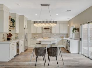 2033 Shining Feather Ln, Las Vegas, NV 89134