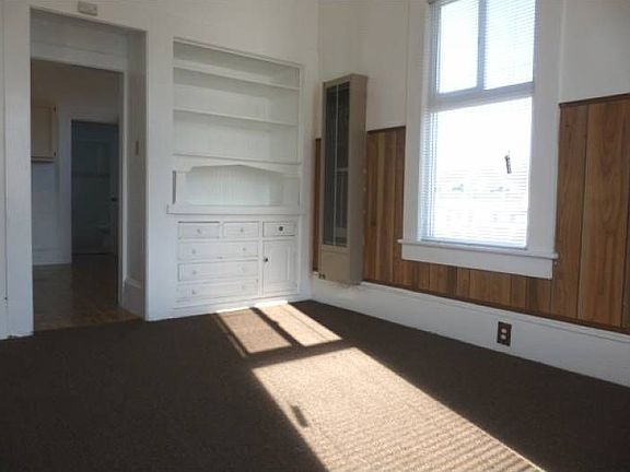 Living Room- reverse view