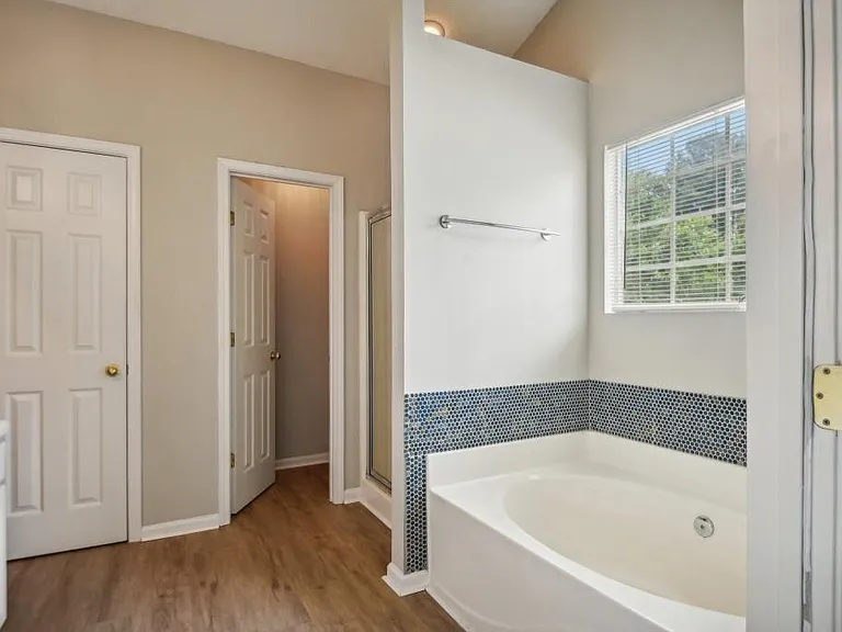 2455 Beckenham Pl — Photo 12