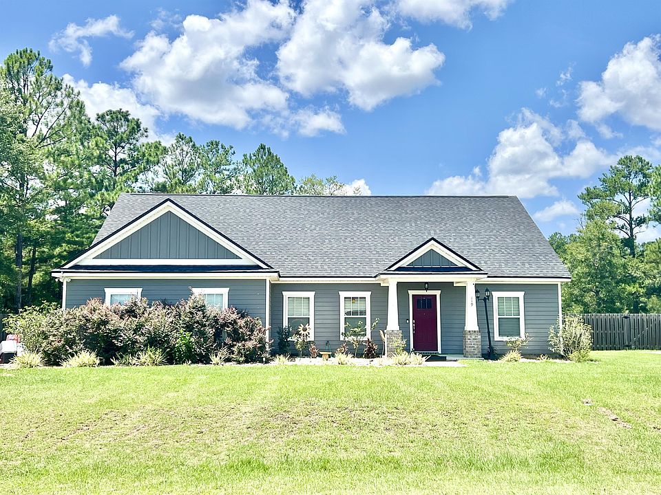 1st image of 119 Savannah Forest Cir