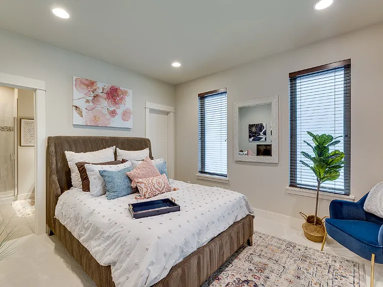 12127 NE 106th Pl — Photo 19