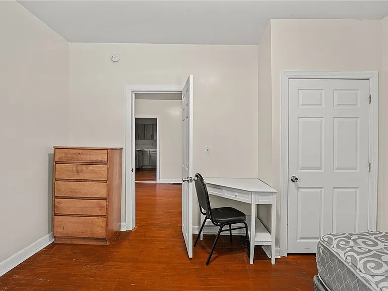 407 S Aurora St — Photo 23