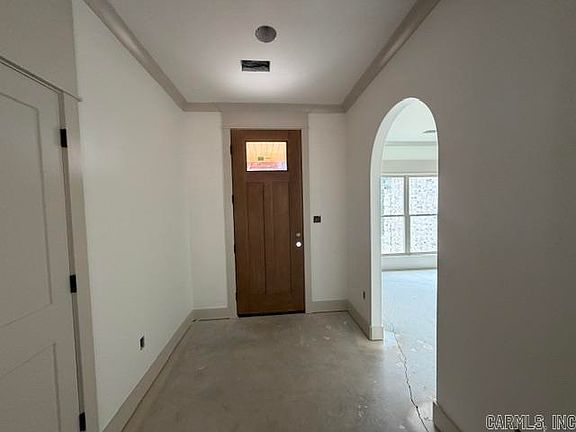 2nd image of 4 W Castlepines
