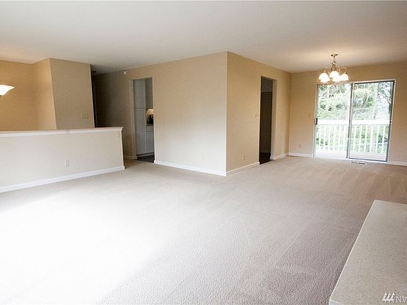 5th image of 12402 NE 149th St