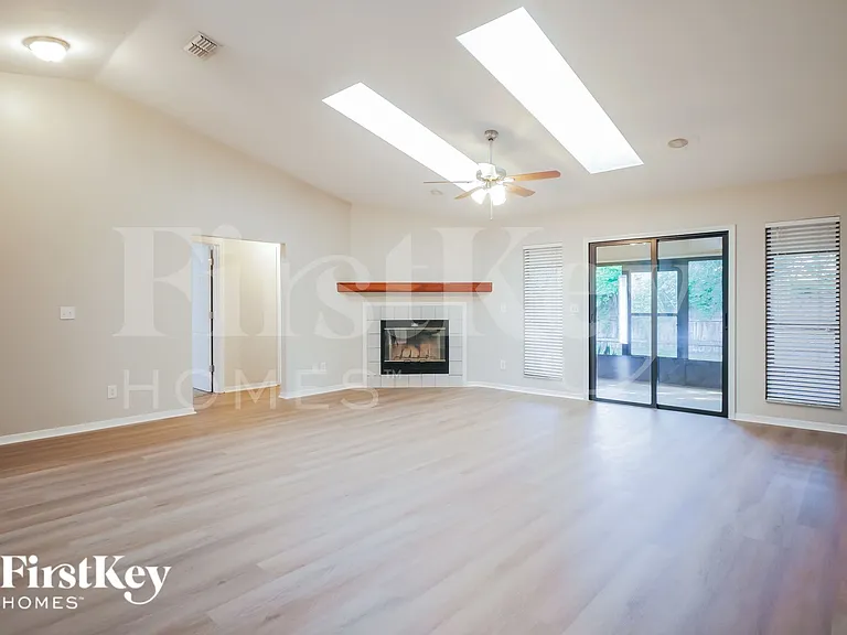 5418 Shore Dr — Photo 5