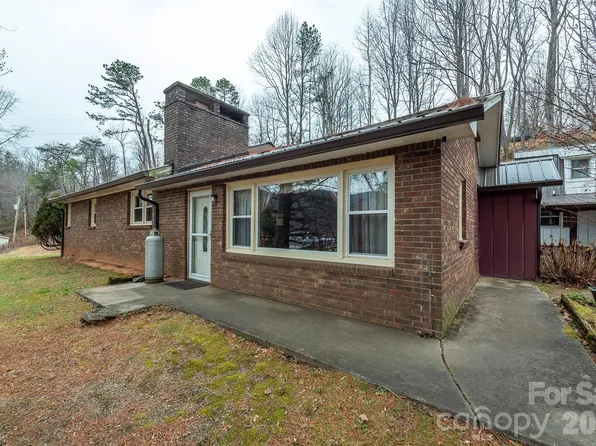 175 & 179 River Ln, Canton, NC 28716