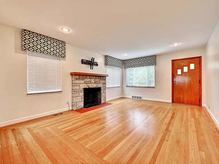 8 Kennedy Rd — Photo 8