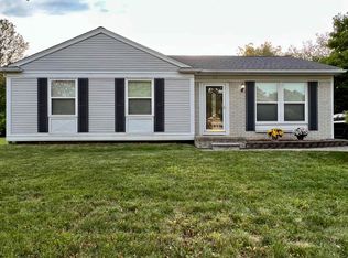 748 Bolinger St, Rochester Hills, MI 48307