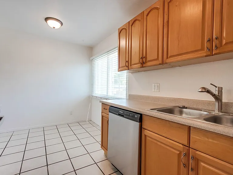 B Street | Apartments Near Balboa Park - Studios, 1 & 2 Bedrooms — Photo 44