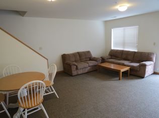 905 W Springfield Ave APT 10, Urbana, IL 61801