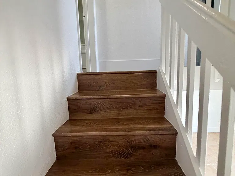 887 Crystal Lake Dr — Photo 14
