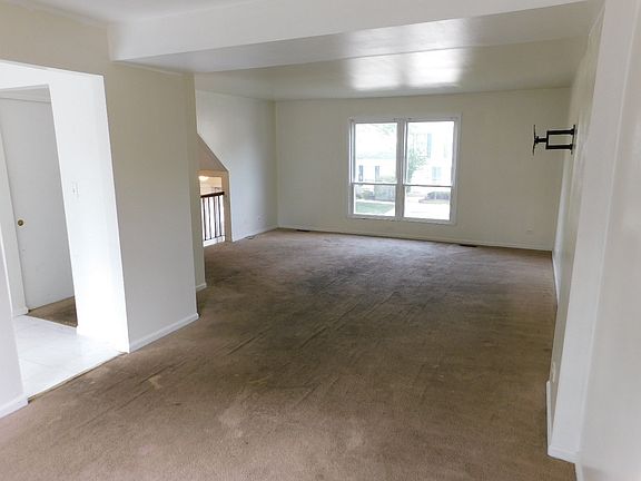 3rd image of 2161 Greystone Pl #2161