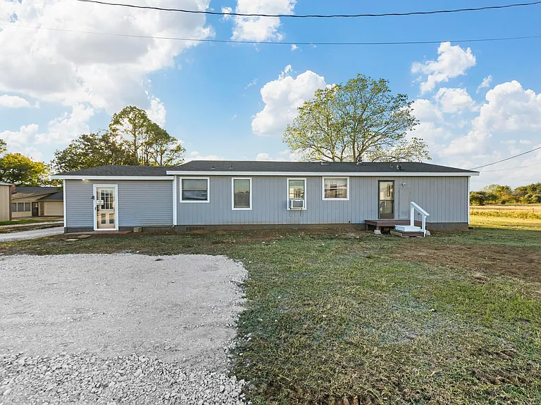 4922 County Road 803 — Photo 14