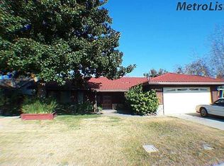 1033 Sunnyoak Way, Stockton, CA 95209