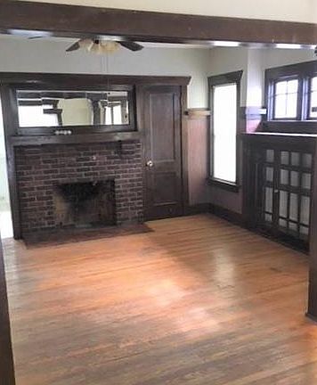 4th image of 4321 Cambridge St