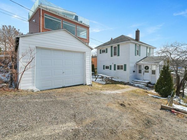 3 Gibson St, Parry Sound, ON P2A 1W5