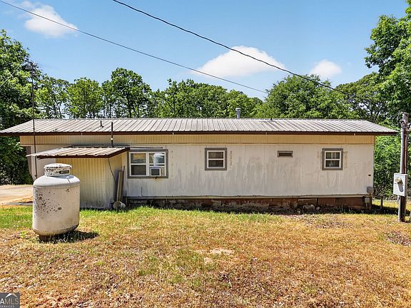 5th image of 1513 Pine Valley Rd
