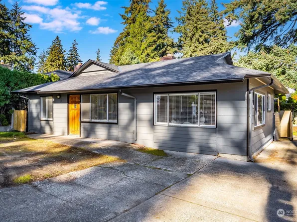 103 Regents Boulevard, Fircrest, WA 98466