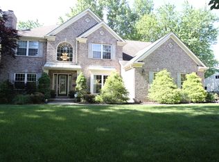 23200 Halburton Rd, Beachwood, OH 44122