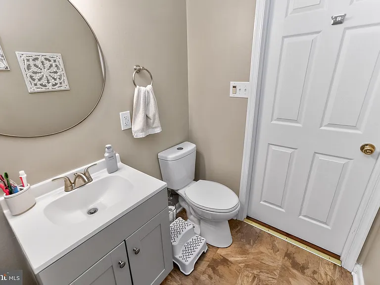 306 Coulbourn Mill Rd — Photo 35