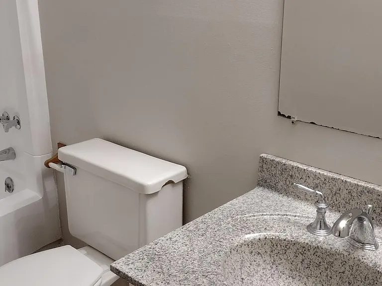 3760 Camelot Dr #1 — Photo 8