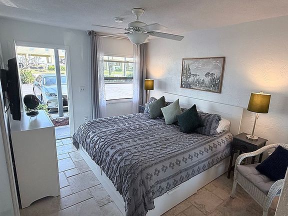 4th image of 865 Ladyfish Ave #C102