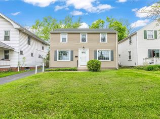 20 Irvington Rd, Rochester, NY 14620