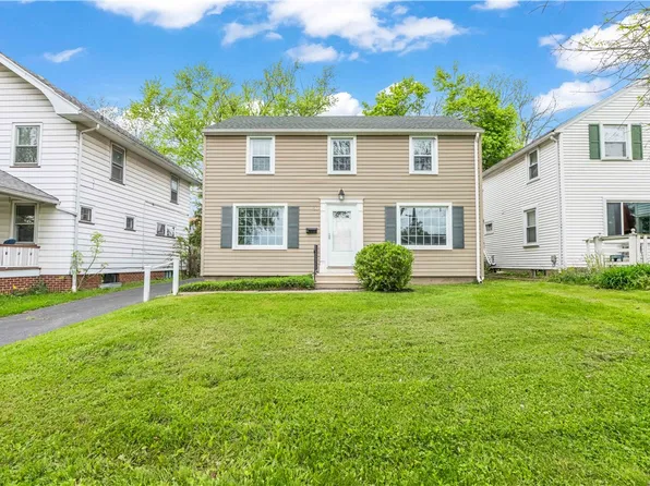 20 Irvington Rd, Rochester, NY 14620