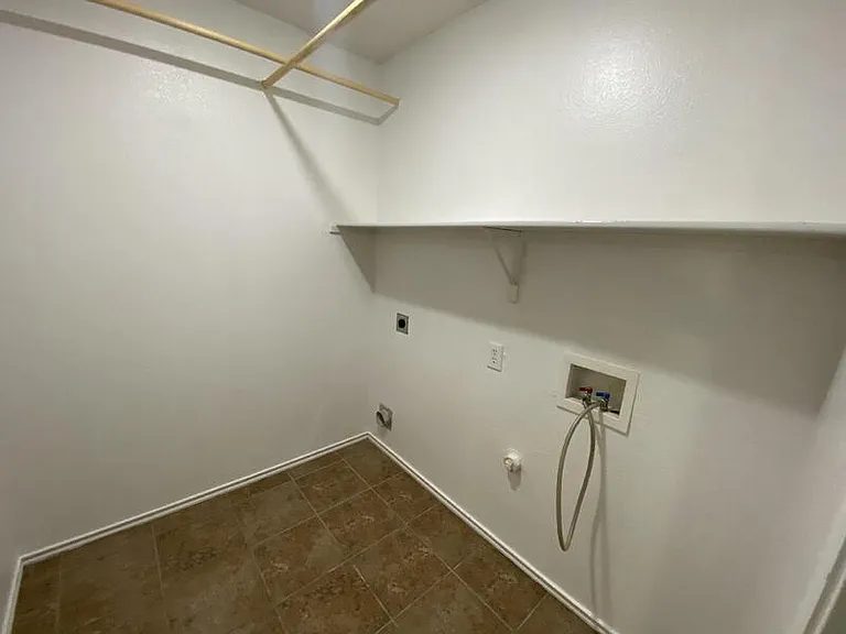 12862 Vassar Dr — Photo 10