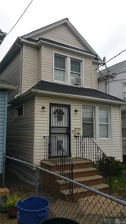 11908 147th St photo 1