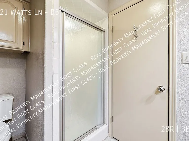421 Watts Ln #B5 — Photo 20