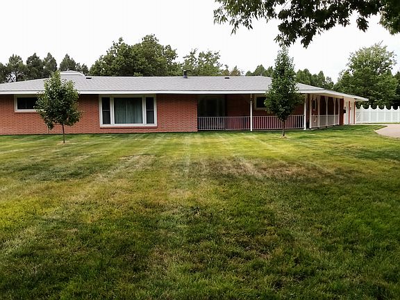 2nd image of 2 Crestwood Dr