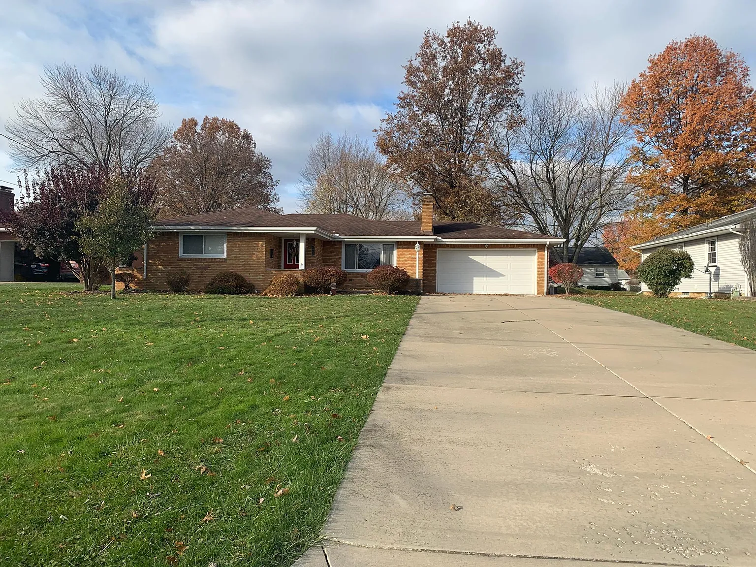 1058 Yolanda Dr photo 1