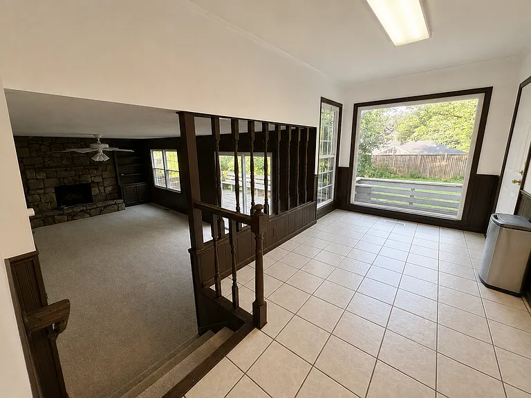 1690 Manhasset Dr — Photo 8