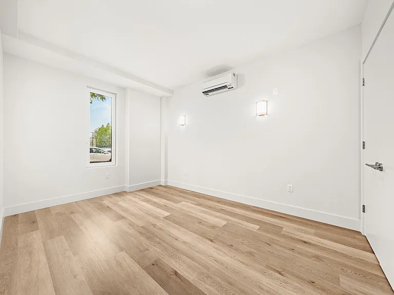 91 Bruckner Blvd #111 — Photo 9